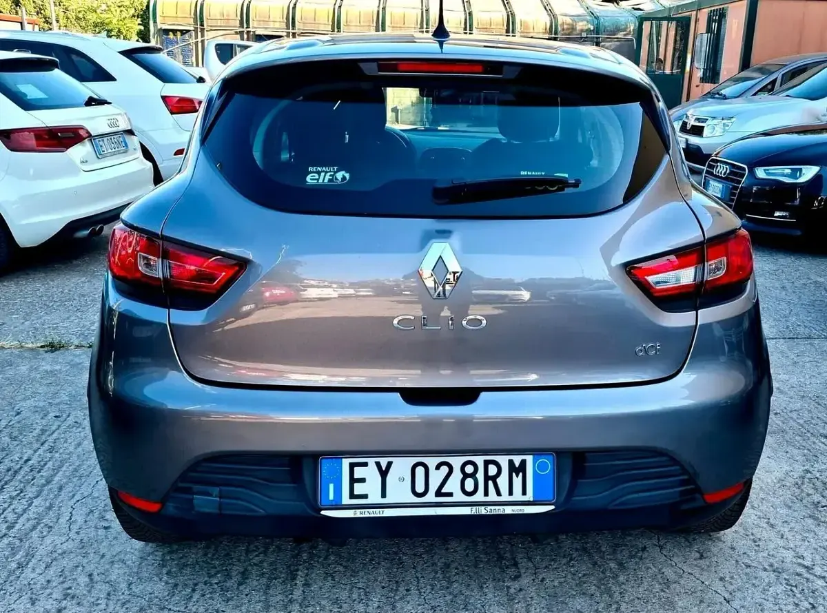 Usata Renault Clio IV 75 CV (55 kW) 2015 Grigio Berlina