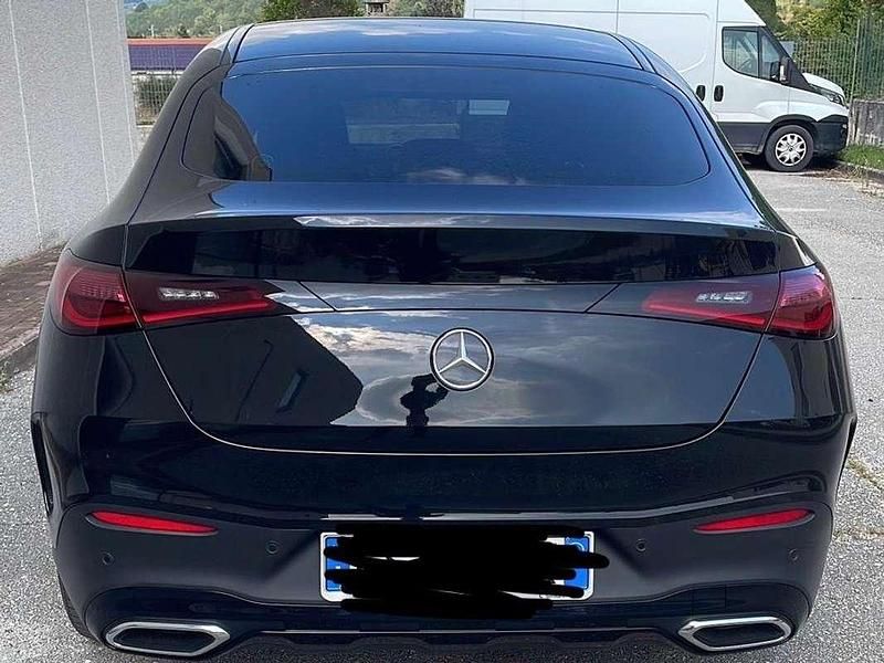 Usata Mercedes GLC300e 197 CV (144 kW) 2024 Nero Coupé