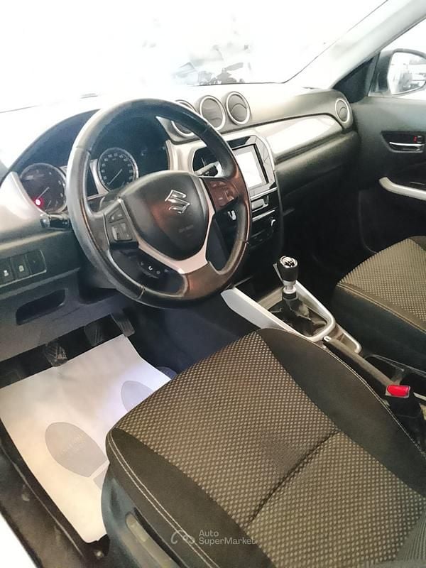 Usata Suzuki Vitara 120 CV (88 kW) 2017 SUV