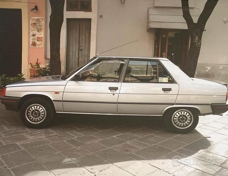 Usata Renault R9 1985 Grigio Berlina