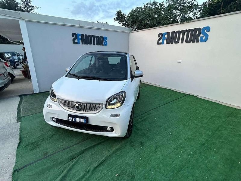 Usata Smart ForTwo Coupé Passion 71 CV (52 kW) 2018 Bianco Utilitaria