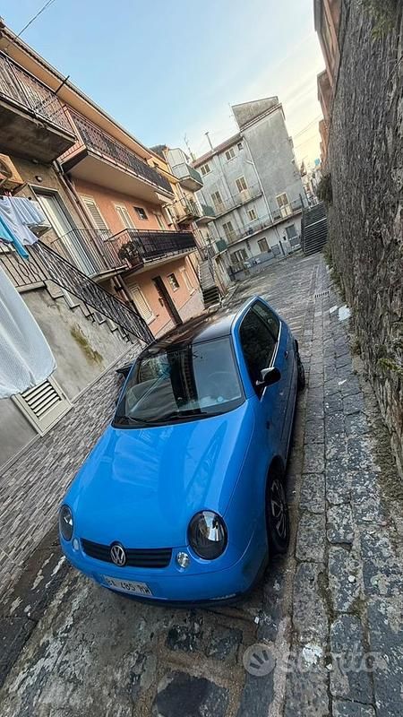 Usata VW Lupo 50 CV (36 kW) 1999 Blu Utilitaria