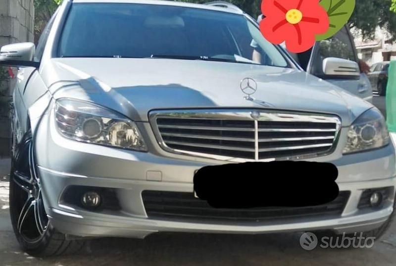 Usata Mercedes C200 136 CV (100 kW) 2011 Grigio Station wagon