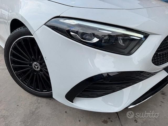Usata Mercedes A180 AMG Line Premium 116 CV (85 kW) 2023 Bianco Berlina