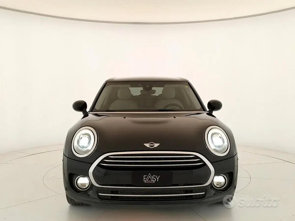 Usata Mini Cooper Clubman Hype 136 CV (100 kW) 2016 Nero Station wagon