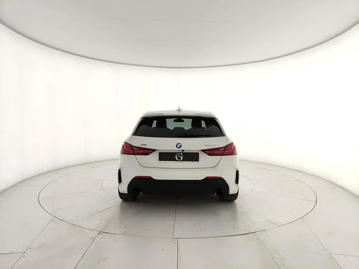 Usata BMW 120 M Sport 190 CV (139 kW) 2023 Bianco Berlina