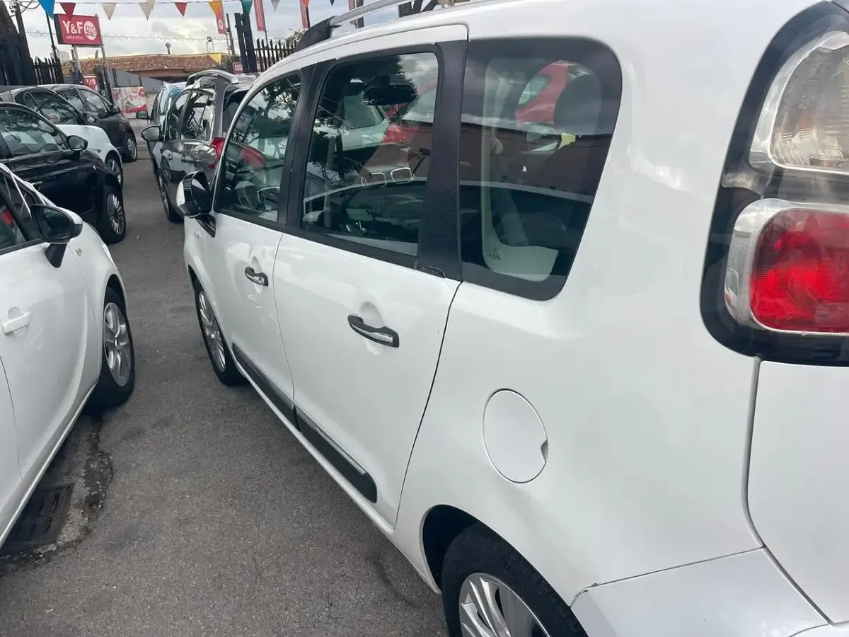 Usata Citroën C3 Picasso Exclusive 92 CV (67 kW) 2014 Bianco Monovolume