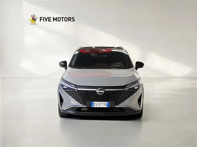 Usata Nissan Qashqai Tekna 190 CV (139 kW) 2024 Grigio chiaro SUV