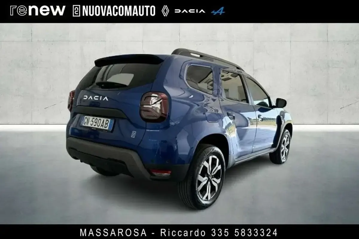 Usata Dacia Duster Prestige 101 CV (74 kW) 2023 Blu metallizzato SUV