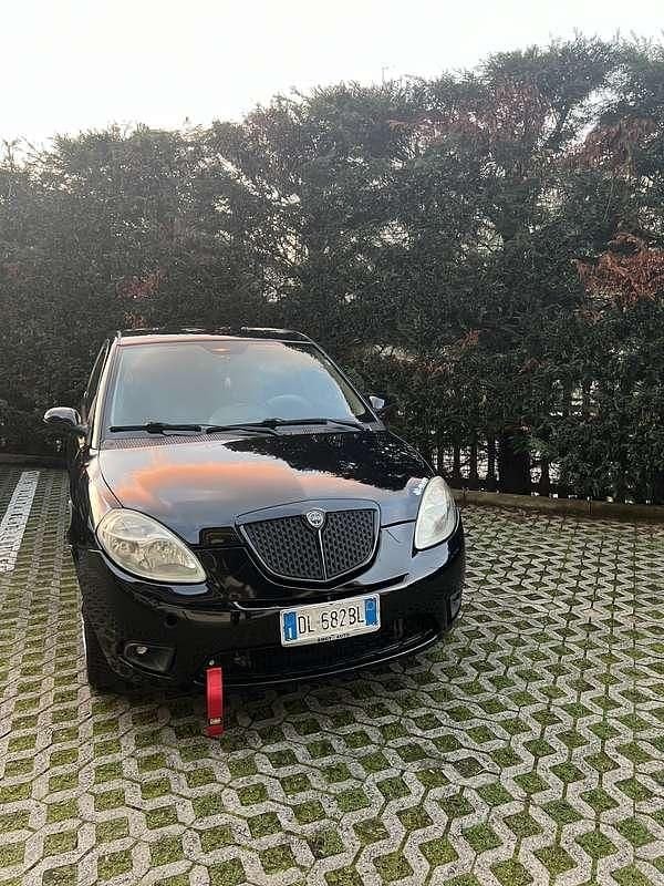 Usata Lancia Ypsilon 77 CV (56 kW) 2009 Utilitaria