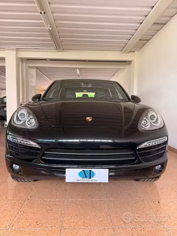 Usata Porsche Cayenne 245 CV (180 kW) 2012 Nero SUV