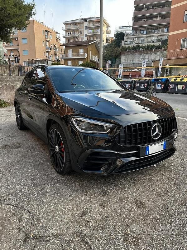 Usata Mercedes GLA45 AMG AMG 421 CV (309 kW) 2021 Nero SUV