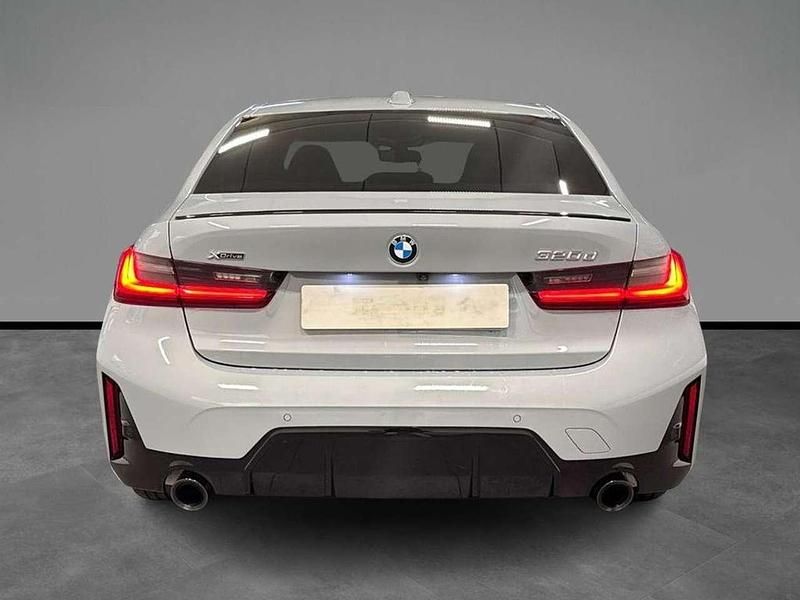 Usata BMW 320 M Sport 190 CV (139 kW) 2025 Brooklyn grey metallic Berlina