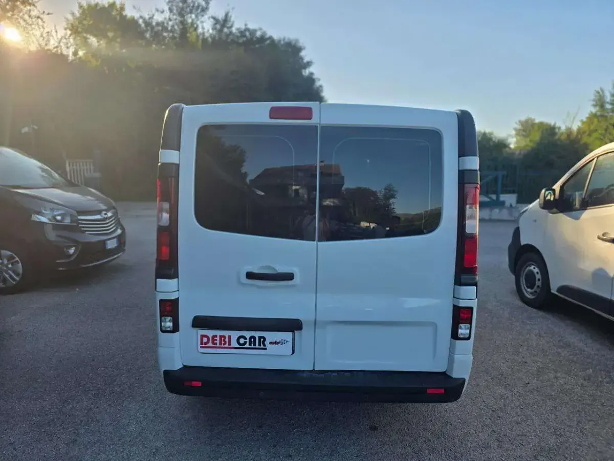 Usata Renault Trafic 120 CV (88 kW) 2019 Bianco Monovolume