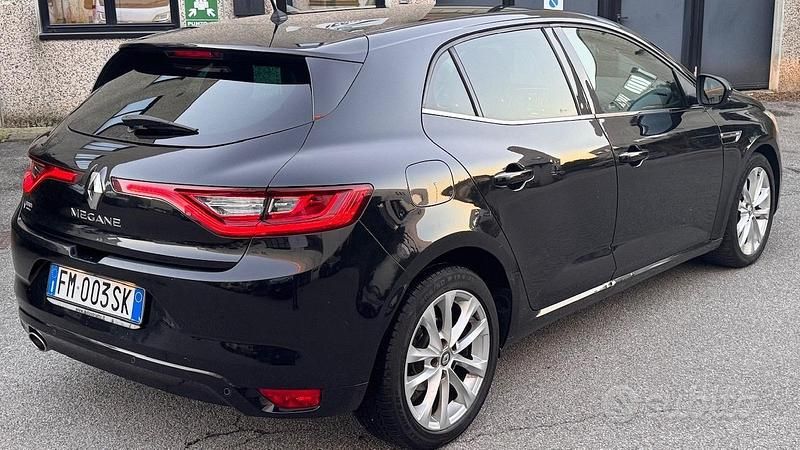 Usata Renault Mégane IV Bose Edition 110 CV (80 kW) 2017 Nero Berlina