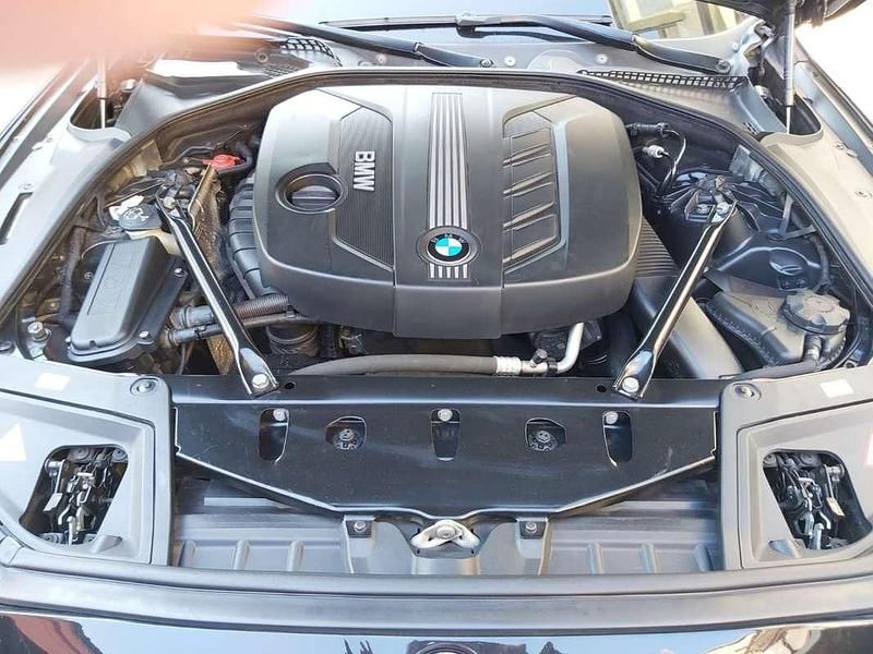 Nero Usata 2012 BMW 520 Station wagon | 5550 € (Super prezzo) - Immagine 1/4