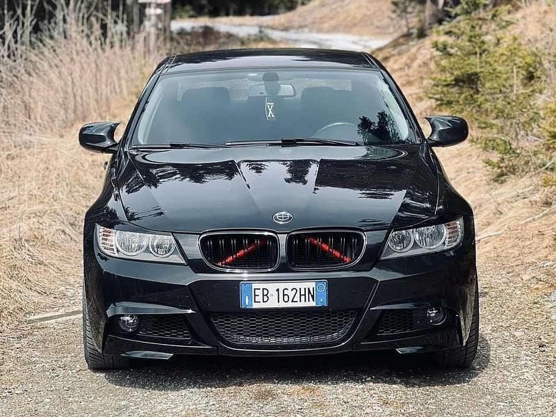 Usata BMW 320 M Sport 177 CV (130 kW) 2010 Nero Berlina