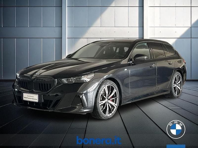 Usata BMW 520 M Sport 197 CV (144 kW) 2024 Nero Station wagon