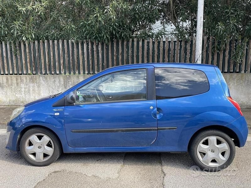 Usata Renault Twingo 75 CV (55 kW) 2007 Blu Utilitaria