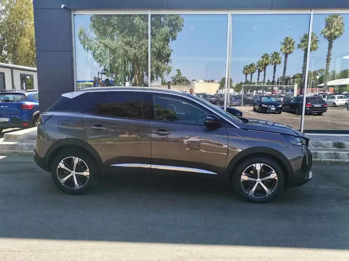 Usata Peugeot 3008 Active 131 CV (96 kW) 2020 Grigio SUV