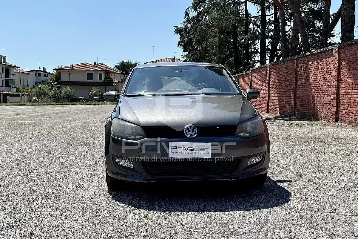 Usata VW Polo Trendline 60 CV (44 kW) 2014 Grigio Utilitaria