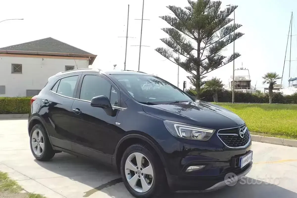 Usata Opel Mokka X Business 136 CV (100 kW) 2019 Bluazzurro SUV