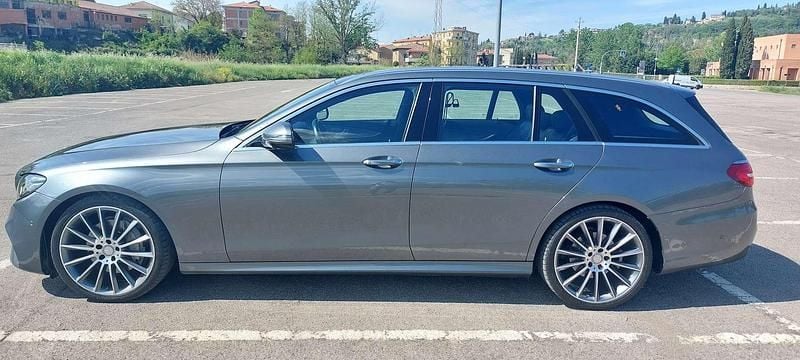 Usado Mercedes E220 Premium Plus 194 CV (142 kW) 2016 Gris Familiar