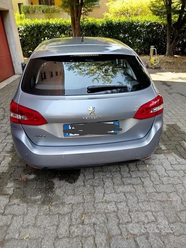 Usata Peugeot 308 SW 131 CV (96 kW) 2021 Grigio Station wagon