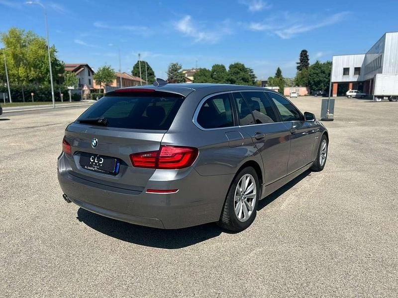 Usata BMW 520 184 CV (135 kW) 2012 Grigio Station wagon