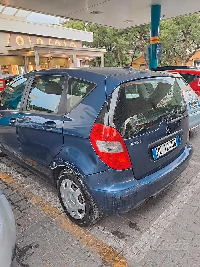 Usata Mercedes A150 95 CV (69 kW) 2010 Bluazzurro Monovolume