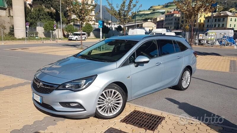 Usata Opel Astra 136 CV (100 kW) 2016 Grigio Station wagon