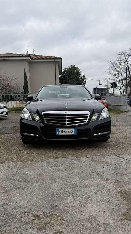 Usata Mercedes E250 Avantgarde 204 CV (150 kW) 2011 Nero Berlina