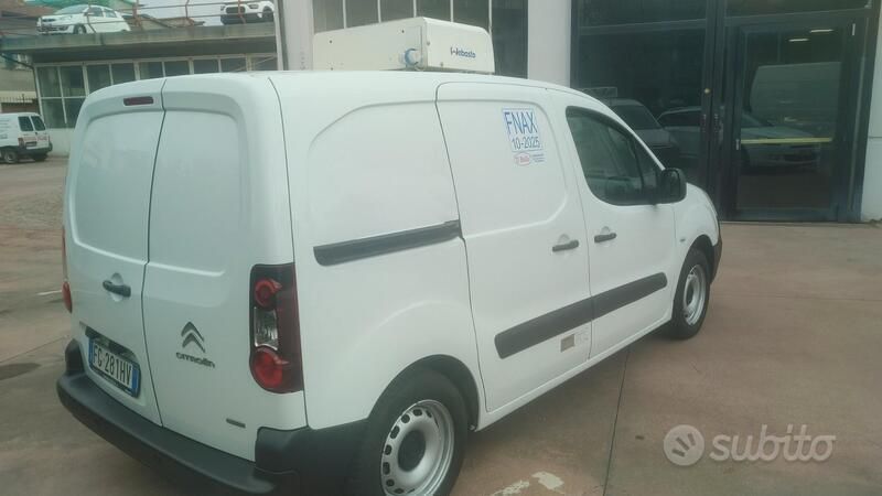 Usata Citroën Berlingo 99 CV (72 kW) 2016 Bianco Monovolume