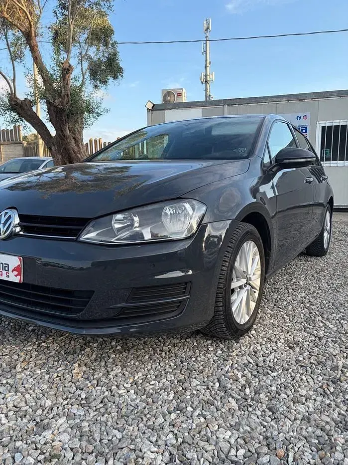 Usata VW Golf VII Trendline 90 CV (66 kW) 2017 Grigio Station wagon