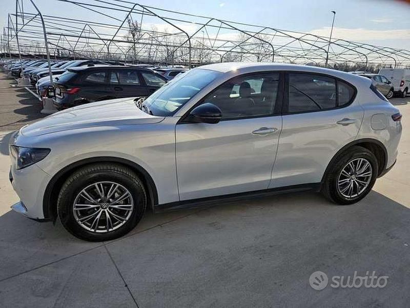 Usata Alfa Romeo Stelvio Super 210 CV (154 kW) 2023 Grigio SUV