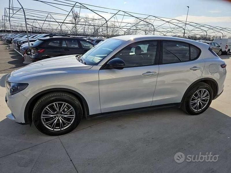 Usata Alfa Romeo Stelvio Super 2023 Grigio SUV