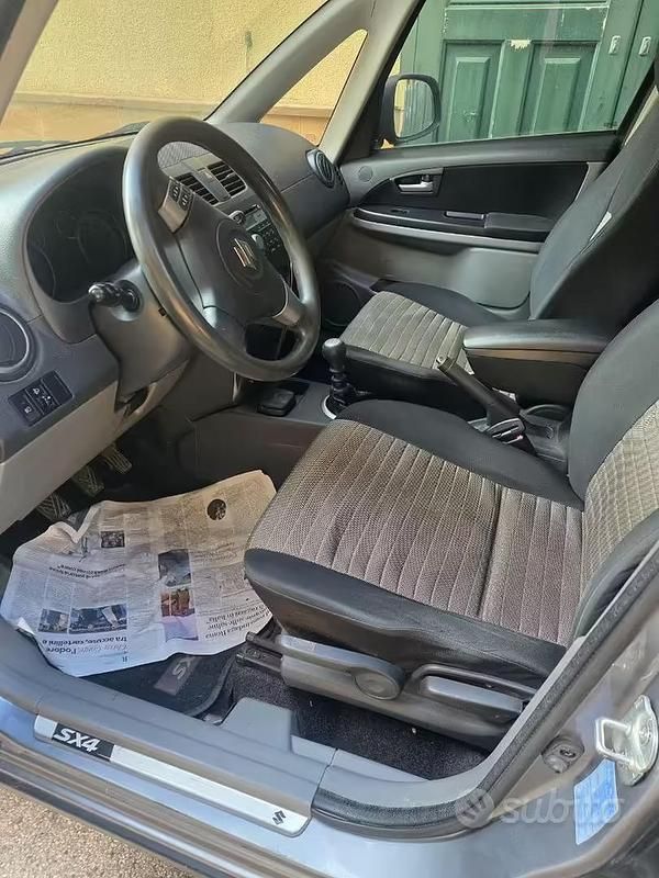 Usata Suzuki SX4 90 CV (66 kW) 2010 Grigio Station wagon