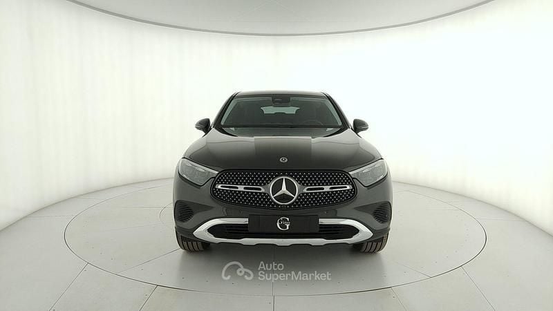Nuova Mercedes GLC220 197 CV (144 kW) 2026 Gray Coupé