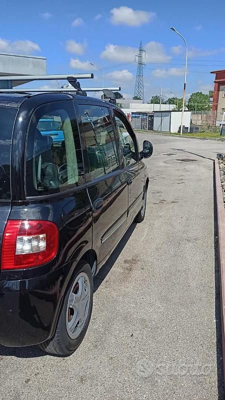 Usata Fiat Multipla Emotion 103 CV (75 kW) 2007 Nero Monovolume