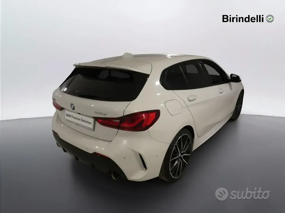 Usata BMW 120 Shadowline 190 CV (139 kW) 2023 Bianco Utilitaria