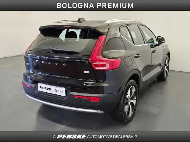 Usata Volvo XC40 Core 211 CV (155 kW) 2023 Nero SUV