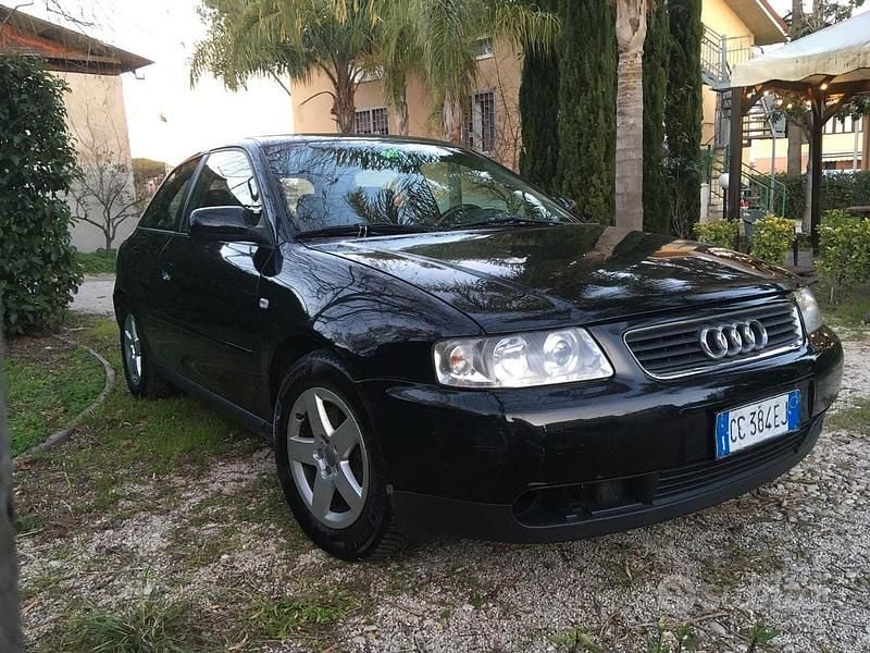 Usata Audi A3 130 CV (95 kW) 2001 Nero Utilitaria