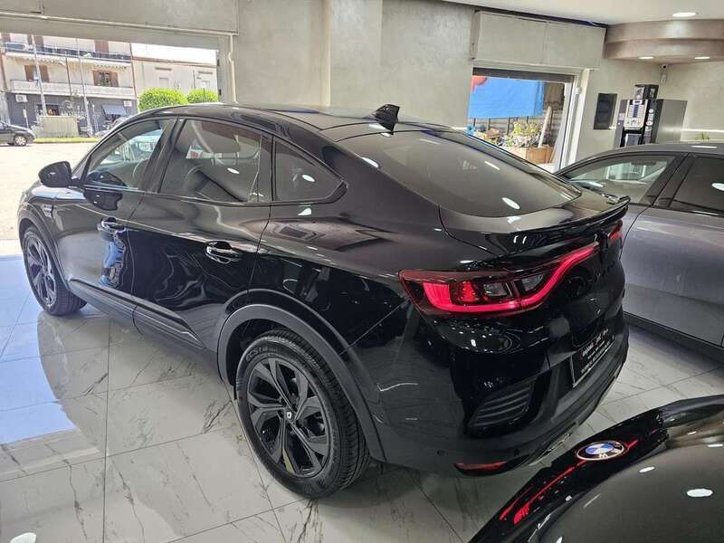 Usata Renault Arkana R.S. 143 CV (105 kW) 2022 Dark metal black SUV