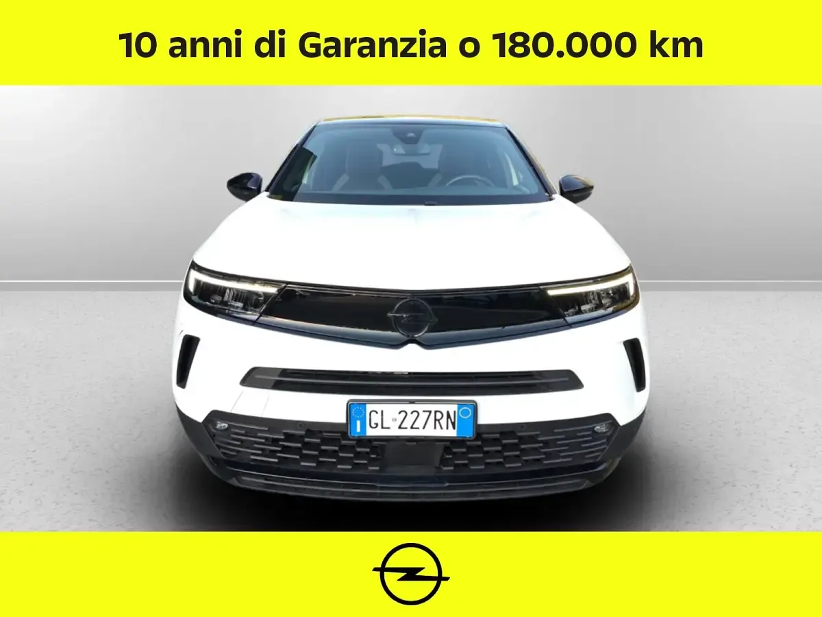 Usata Opel Mokka GS Line 101 CV (74 kW) 2023 Bianco SUV