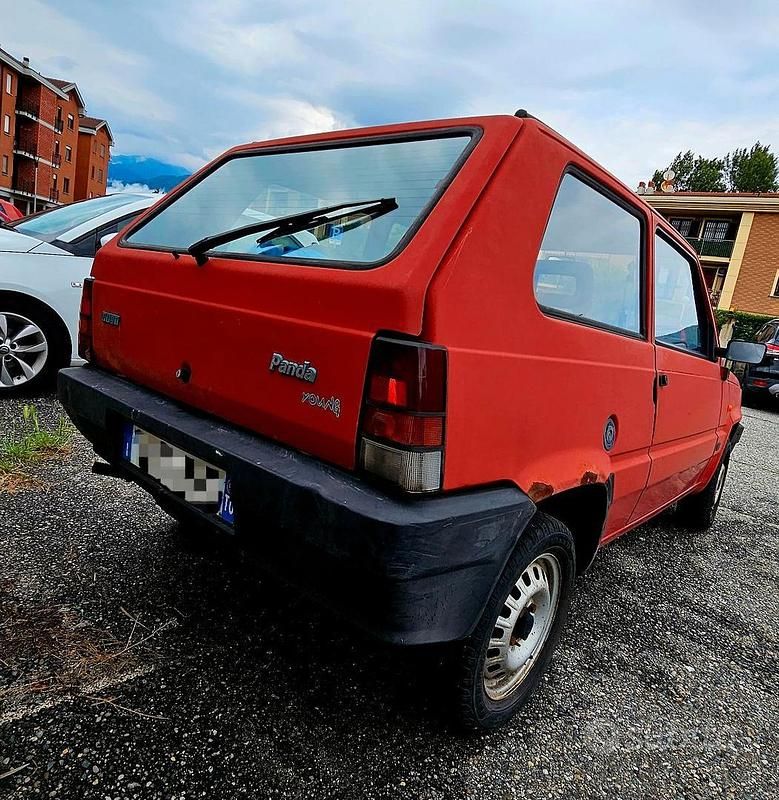Usata Fiat Panda Young 39 CV (28 kW) 1999 Rosso Utilitaria