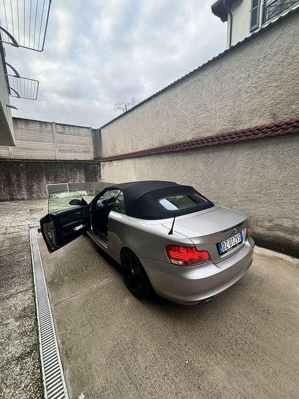 Usata BMW 120 Cabriolet 177 CV (130 kW) 2009 Cabrio