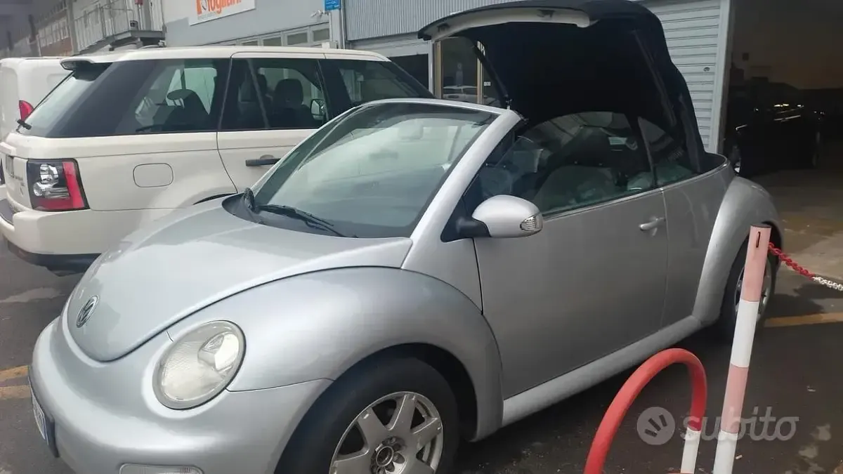 Usata VW New Beetle 101 CV (74 kW) 2004 Grigio Utilitaria