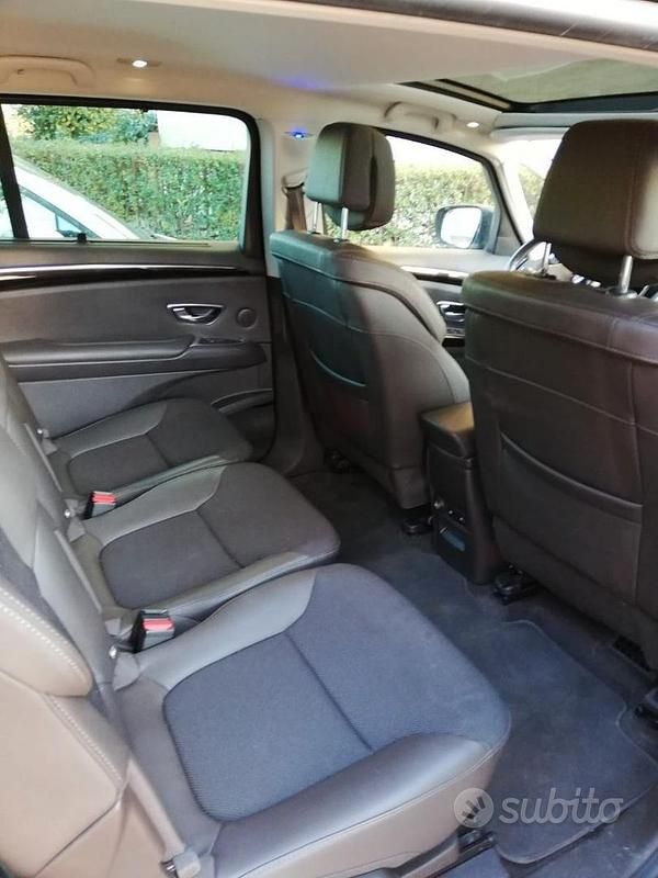 Usata Renault Espace Intens 160 CV (117 kW) 2016 Nero Monovolume