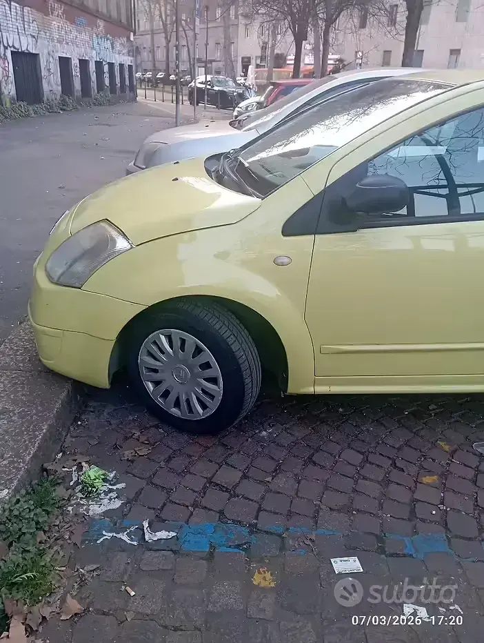 Usata Citroën C2 73 CV (53 kW) 2004 Giallo Utilitaria
