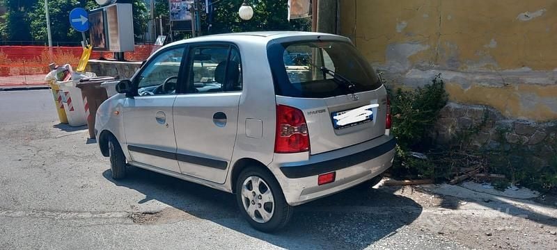 Usata Hyundai Atos 59 CV (43 kW) 2005 Grigio Utilitaria